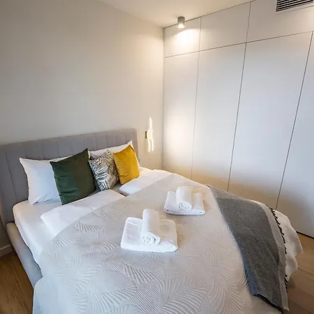 Lejlighed Aparts4u - Kras A103 Z Prywatnym Jacuzzi I Widokiem Na Gory
