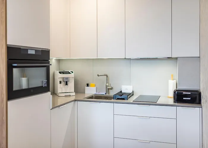 아파트 Aparts4u - Kras A103 Z Prywatnym Jacuzzi I Widokiem Na Gory 스클라르스카포렘바