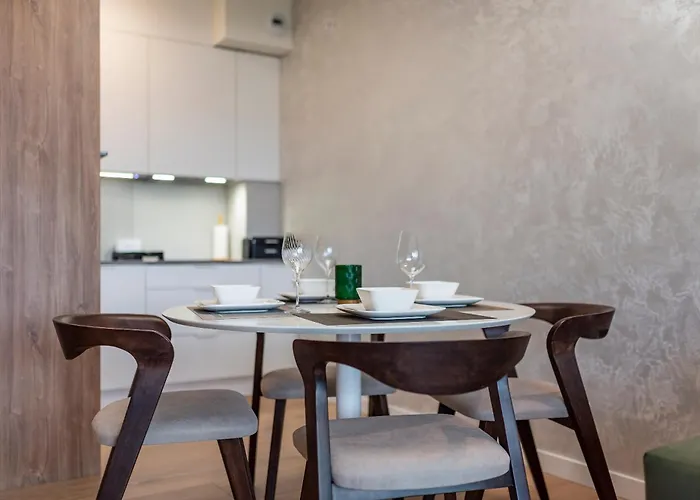 Aparts4u - Kras A103 Z Prywatnym Jacuzzi I Widokiem Na Gory 아파트 스클라르스카포렘바